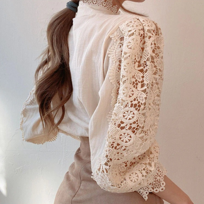 The Flower Lace Long Sleeve Blouse