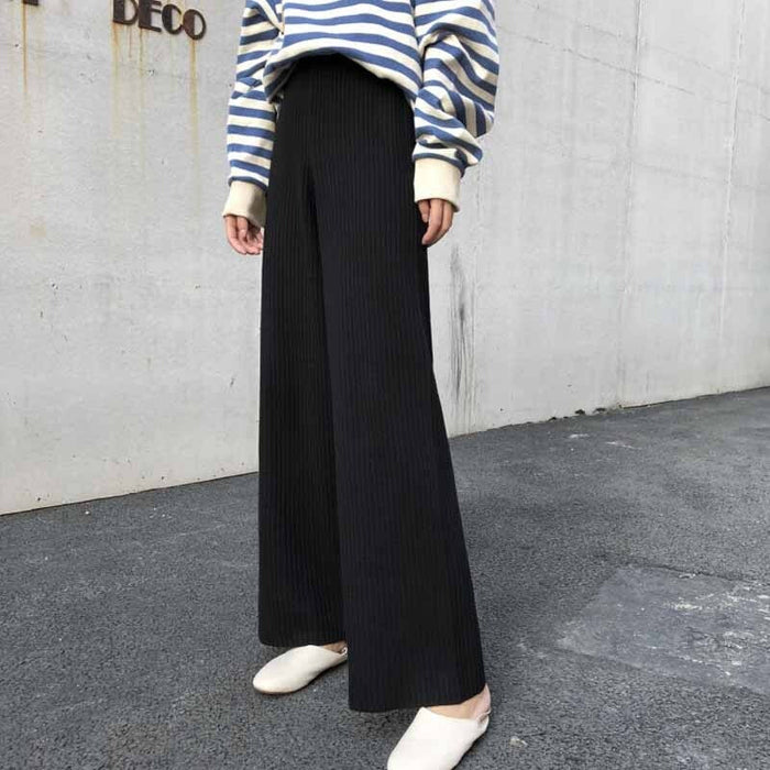 The Elastic Waist Striped Wide Bottom Pants